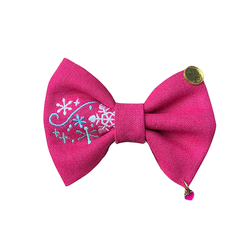 Lacinho rosa com flocos de gelo e berloque surpresa para pet